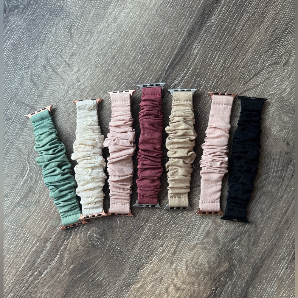 Set of 7 Scrunchie Apple Watch Bands